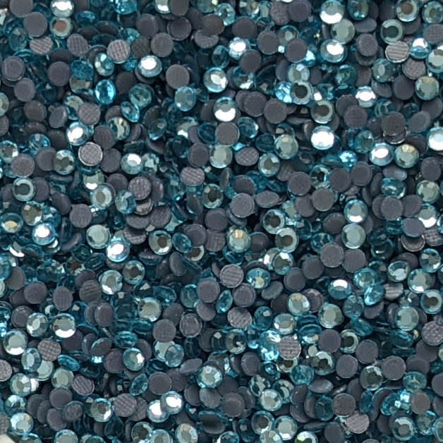 10SS LIGHT AQUAMARINE Hot Fix Rhinestones - 10 gross
